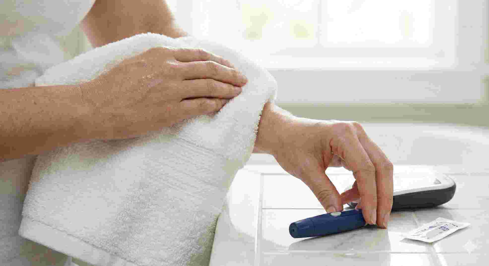 Proper hand hygiene for how to check sugar level in accu chek.